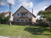 Eladó családi ház, Kisteleken 128 M Ft, 6 szobás