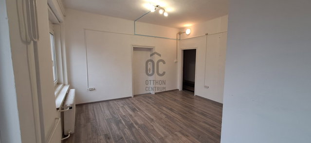 Kiadó iroda, Solymáron 65 E Ft / hó / költözzbe.hu