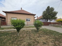Eladó családi ház, Tiszapüspökin 28.5 M Ft, 4 szobás