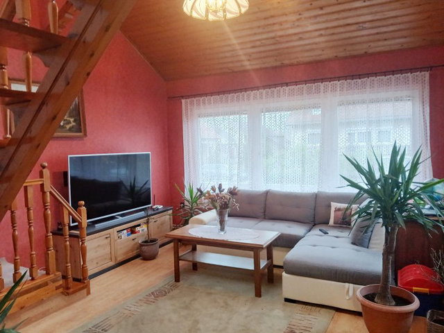 Eladó családi ház, Dabason 114.9 M Ft, 4 szobás