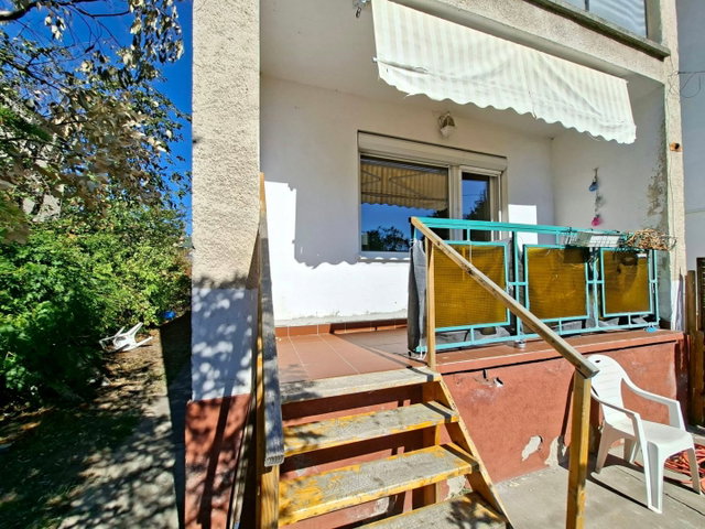Eladó családi ház, Budapesten, XV. kerületben 56 M Ft, 2 szobás