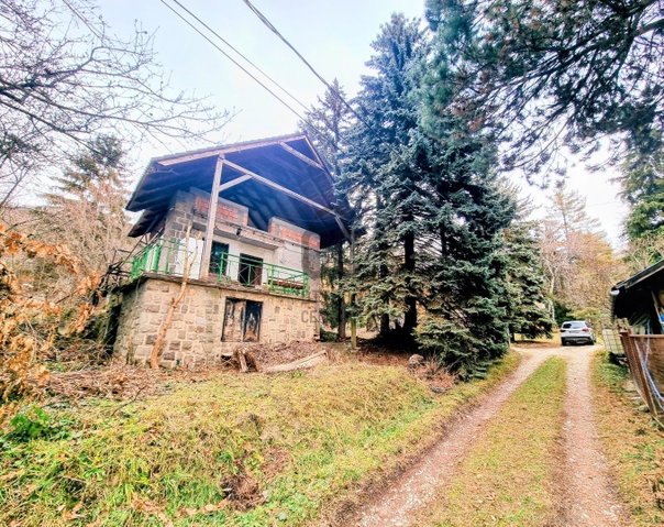 Eladó nyaraló, Pilisszentkereszten, Kakashegy utcában 19.9 M Ft