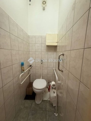 Eladó családi ház, Vecsésen 59.9 M Ft, 2 szobás