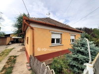 Eladó családi ház, Abonyban 38.9 M Ft, 2 szobás