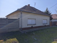 Eladó családi ház