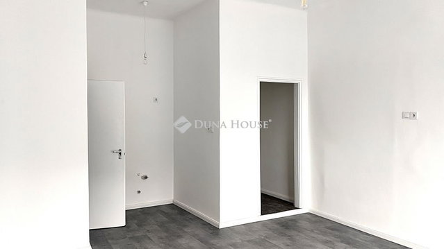 Eladó üzlethelyiség, Dorogon 21 M Ft / költözzbe.hu
