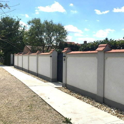 Eladó családi ház, Fertődön 140.91 M Ft, 4+2 szobás