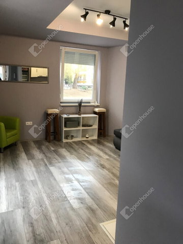 Kiadó téglalakás, albérlet, Siófokon 200 E Ft / hó, 2 szobás