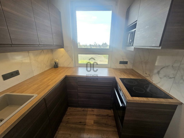 Eladó téglalakás, Budapesten, XXI. kerületben 75.9 M Ft