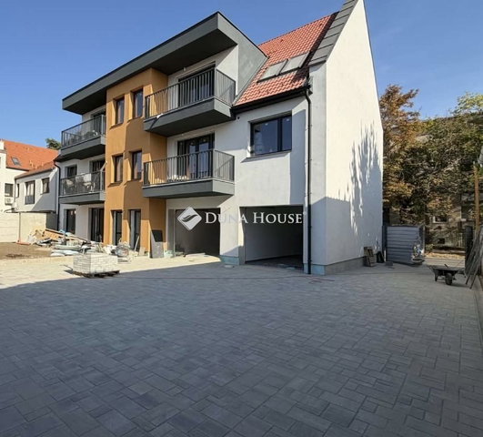 Eladó téglalakás, Kecskeméten 89.8 M Ft, 3 szobás