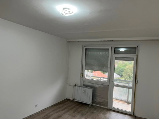 Kiadó panellakás, albérlet, Miskolcon 105 E Ft / hó, 1 szobás