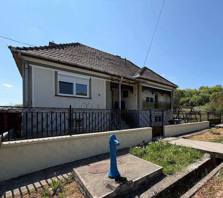 3 bed · 126m² · 26.600.000 ft