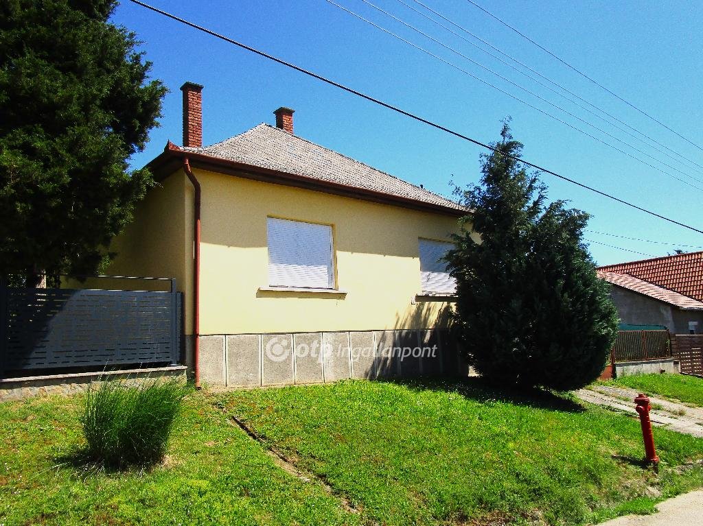 2 bed · 80m² · 54.900.000 ft