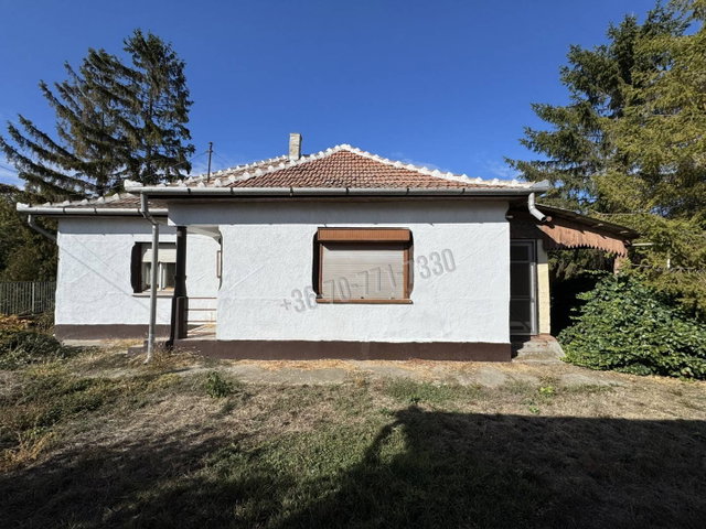 Eladó családi ház, Hevesvezekényen 15.9 M Ft, 3 szobás