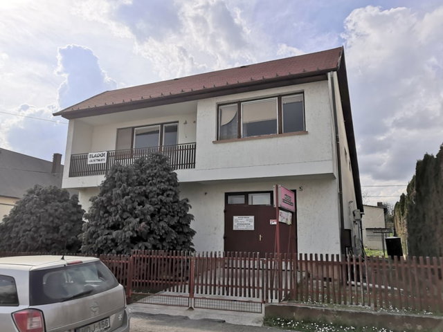 Eladó családi ház, Zalakaroson 29.99 M Ft, 3 szobás