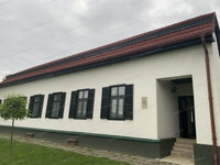 Eladó családi ház, Lajoskomáromban 128 M Ft, 4 szobás
