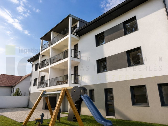 Eladó téglalakás, Szegeden 94.6 M Ft, 3 szobás