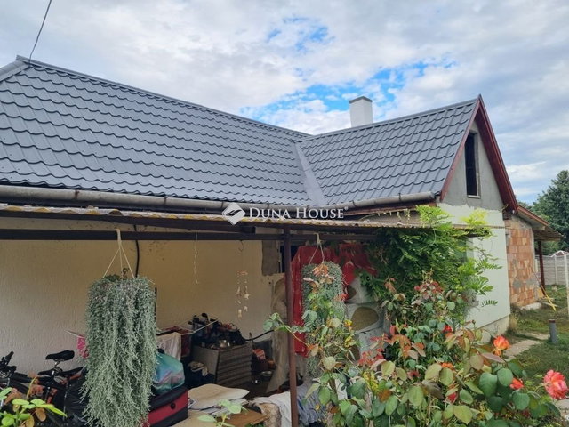 Eladó családi ház, Gárdonyban 85 M Ft, 3 szobás