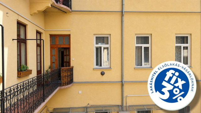 Eladó téglalakás, Budapesten, VI. kerületben, Eötvös utcában