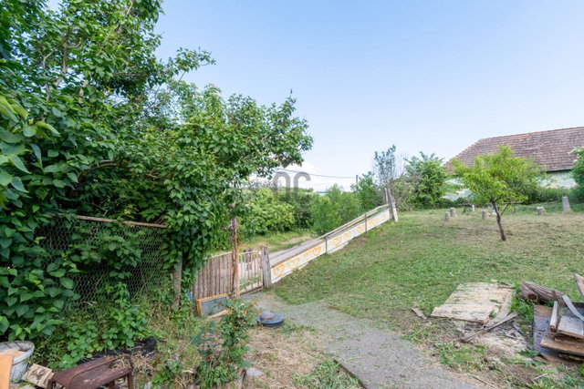 Eladó családi ház, Enyingen 20 M Ft, 3 szobás