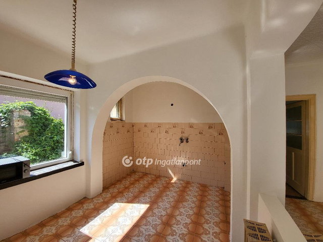 Eladó családi ház, Tamásiban 35 M Ft, 3 szobás