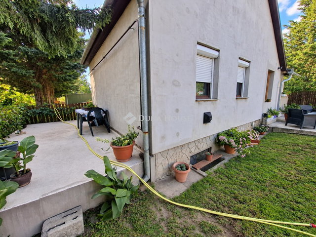 Eladó családi ház, Kiskunfélegyházán 42 M Ft, 3+1 szobás