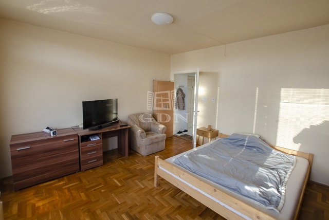 Eladó téglalakás, Szigethalmon 29.9 M Ft, 1 szobás