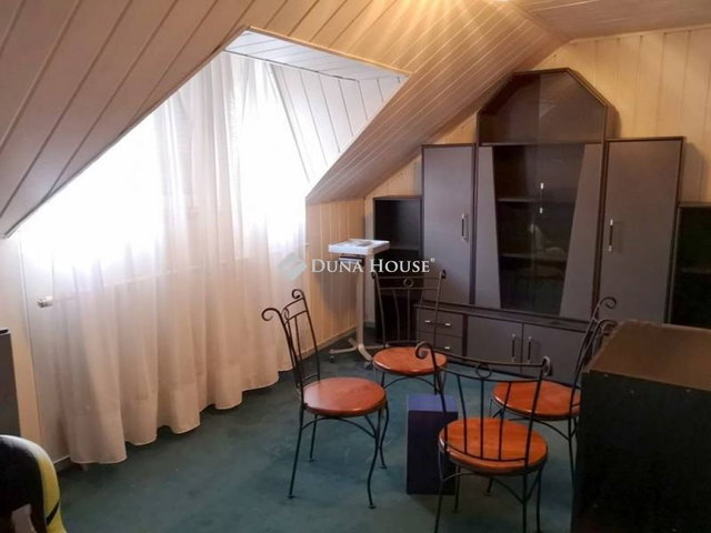 Eladó családi ház, Nyíregyházán 155 M Ft, 5+3 szobás