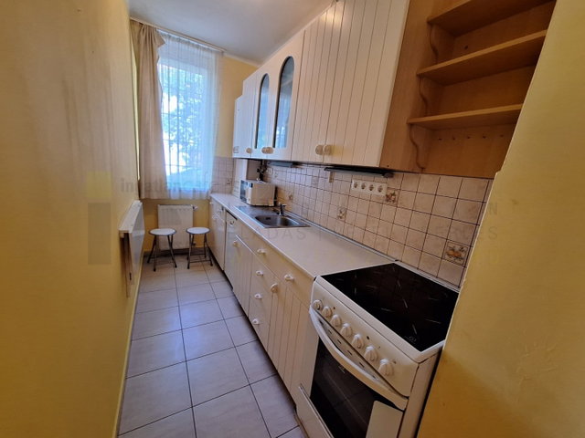 Eladó téglalakás, Szegeden, Alföldi utcában 47.5 M Ft