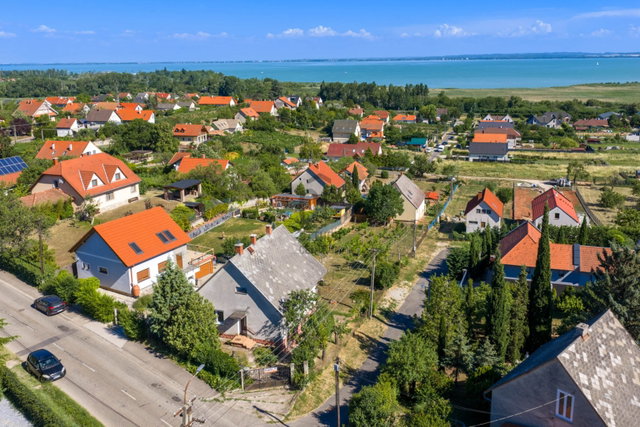 Eladó családi ház, Paloznakon 240 M Ft, 6 szobás