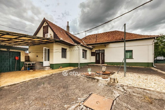 Eladó családi ház, Bodrogkisfaludon 49.9 M Ft, 5+1 szobás
