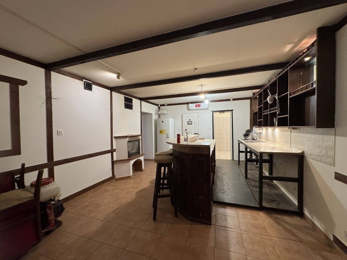 3 bed · 80m² · 27.900.000 ft