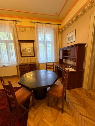 Kiadó téglalakás, albérlet, Pécsett, Janus Pannonius utcában