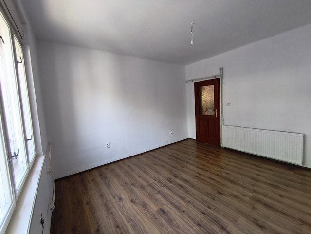 Eladó családi ház, Ecséden 24.5 M Ft, 4 szobás