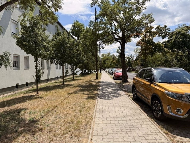 Eladó téglalakás, Budapesten, XIII. kerületben 65 M Ft, 1 szobás