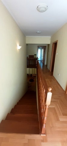 Kiadó ikerház, albérlet, Ürömön, Huszár utcában, 5 szobás