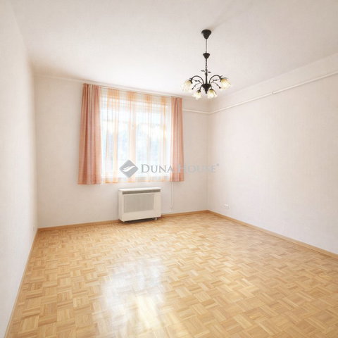 Eladó téglalakás, Szombathelyen 40.5 M Ft, 2 szobás
