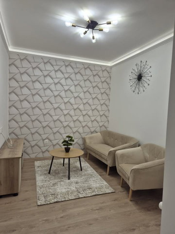 Eladó téglalakás, Debrecenben, Honvéd utcában 75.9 M Ft
