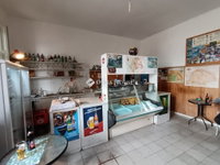 Eladó üzlethelyiség, Szegeden, Kapisztrán úton 45 M Ft