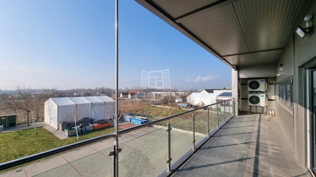 Kiadó ipari ingatlan, Székesfehérvárott 2897 E Ft / hó