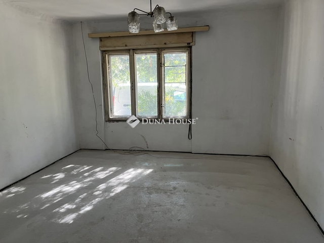 Eladó családi ház, Dörön 19.9 M Ft, 2 szobás