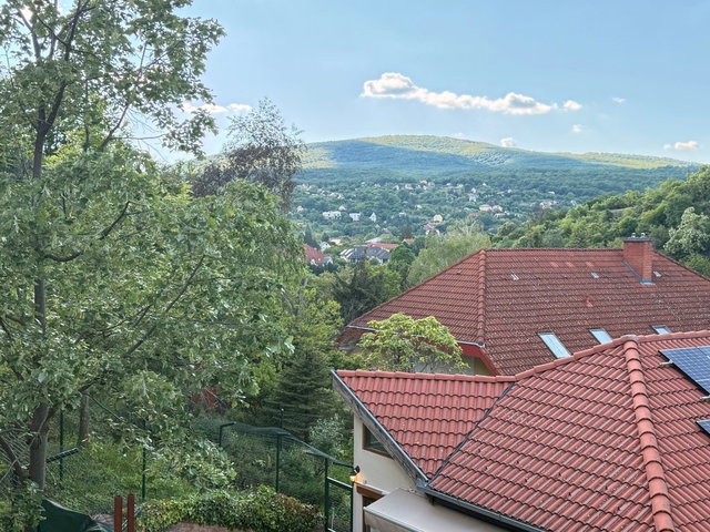 Eladó téglalakás, Pécsett 77 M Ft, 3 szobás