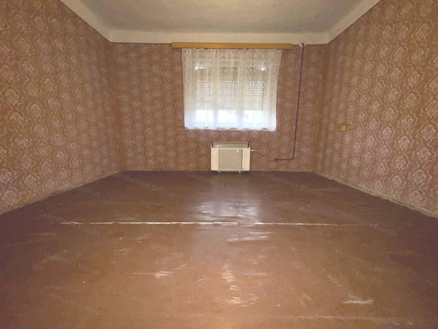Eladó családi ház, Szarvason 15.8 M Ft, 3 szobás