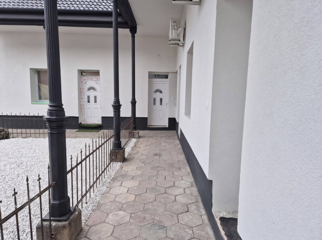 Eladó téglalakás, Kiskunlacházán 31 M Ft, 1+1 szobás