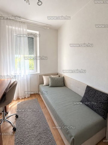 Eladó panellakás, Budapesten, XVII. kerületben 61.9 M Ft