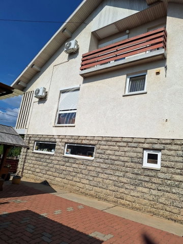 Eladó családi ház, Pécsett, Somogy utcában 74.9 M Ft, 6 szobás