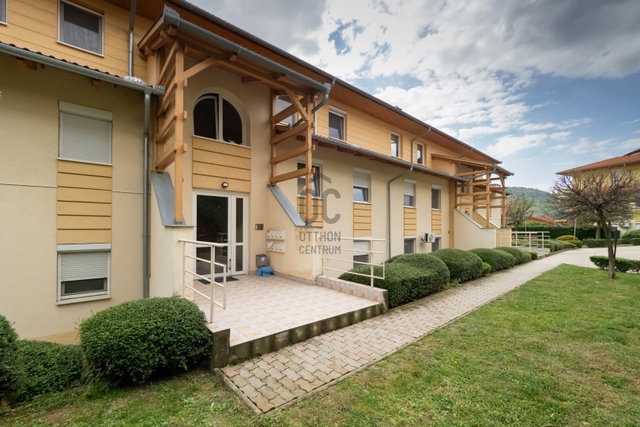 Eladó téglalakás, Pécsett, Nagymeszes dűlőn 57 M Ft, 2 szobás