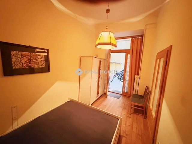 Eladó téglalakás, Budapesten, V. kerületben 57 M Ft, 2 szobás