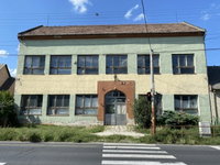 Eladó családi ház, Komáromban 85 M Ft, 6 szobás