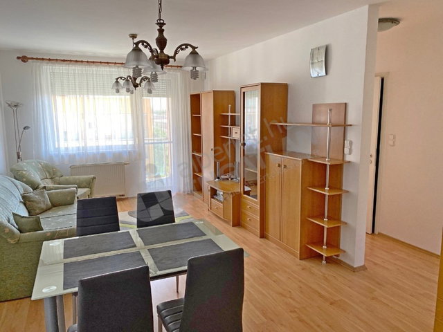 Eladó téglalakás, Budapesten, XI. kerületben, Fehérvári úton